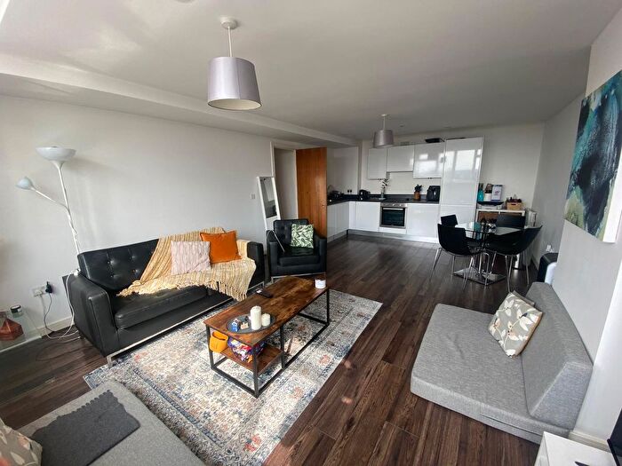 1 Bedroom Property To Rent In The Strand, Liverpool, L2