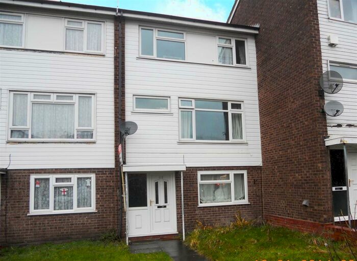 4 Bedroom Terraced House To Rent In Birmingham Road, Bromsgrove, Worcestershire, B61