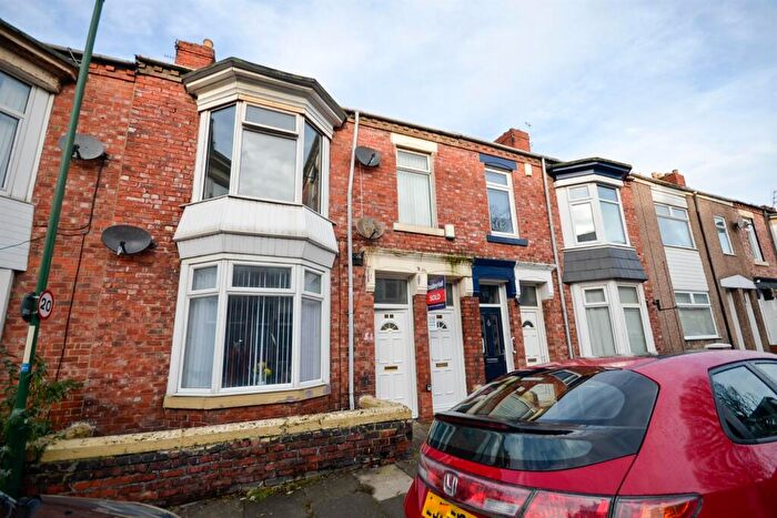 2 Bedroom Flat To Rent In Wharton Street, South Shields, NE33