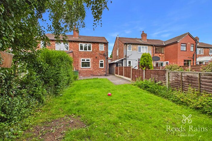 3 Bedroom Semi-Detached House For Sale In Claremont Road, Great Moor, Stockport, Cheshire, SK2