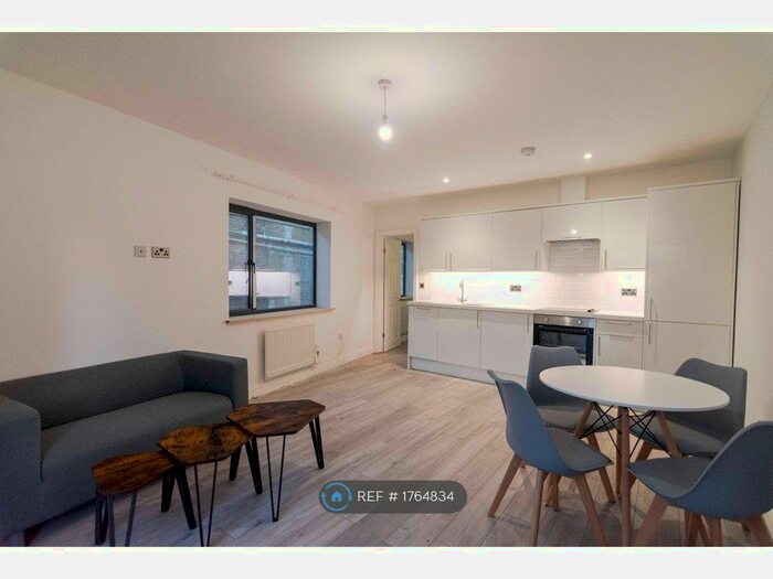 1 Bedroom Flat To Rent In Stamford Hill, London, N16