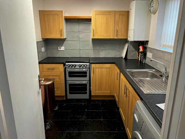 1 Bedroom Flat To Rent In Enfield Mews, Trinity Lane, Beverley, HU17