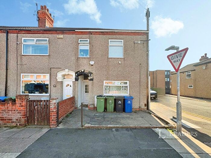 1 Bedroom Flat To Rent In Gilbey Road, Grimsby, Lincolnshire, DN31