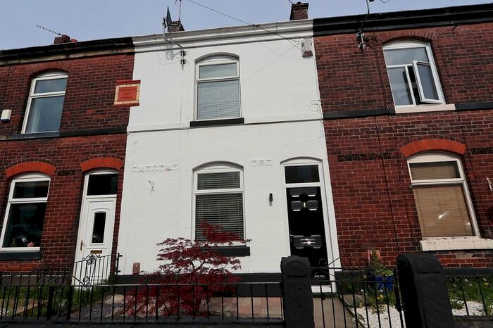 2 Bedroom Terraced House To Rent In Ducie Street, Whitefield, M45