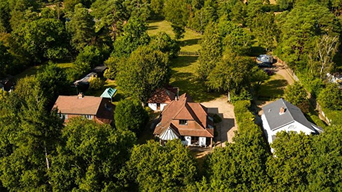 4 Bedroom Detached House For Sale In Sandy Lane, Rushmoor, Farnham, Surrey, GU10