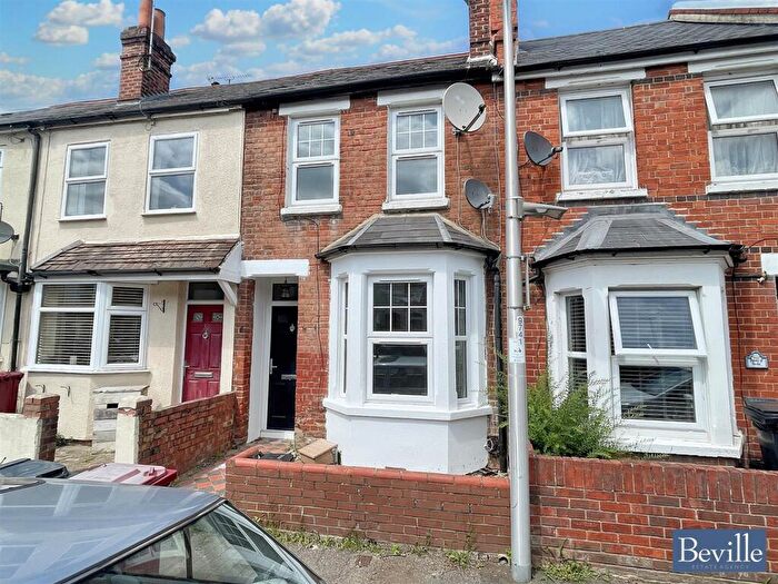 3 Bedroom Terraced House For Sale In Queens Road, Caversham, Reading, RG4