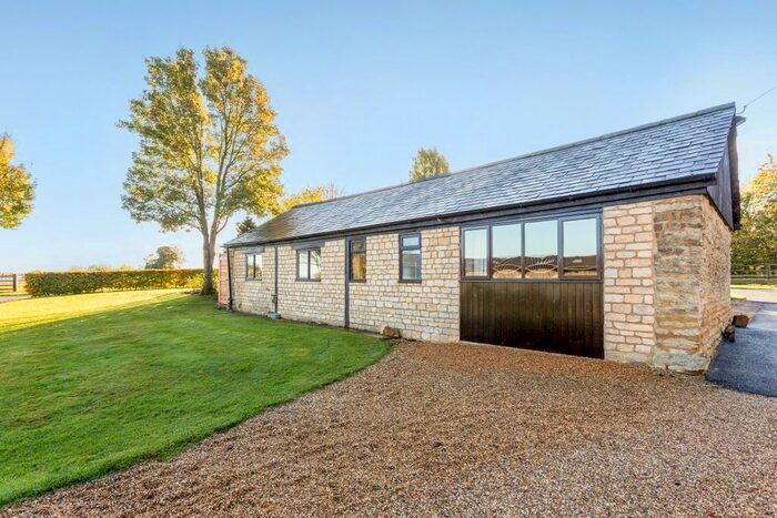 2 Bedroom Bungalow To Rent In The Green, Culworth, Banbury, OX17