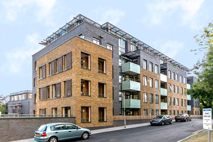 1 Bedroom Flat To Rent In Regents Gate, St John's Wood, London, NW8