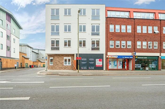 1 Bedroom Apartment To Rent In Victoria Road, Farnborough, Surrey, GU14