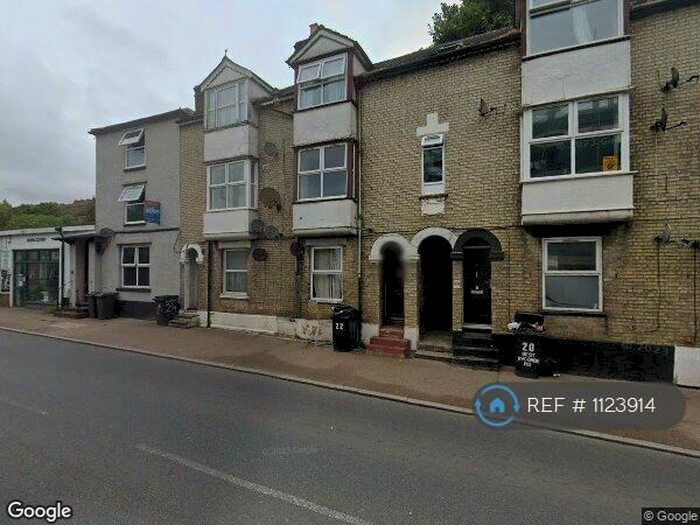 1 Bedroom Flat To Rent In West Wycombe Road, High Wycombe, HP11