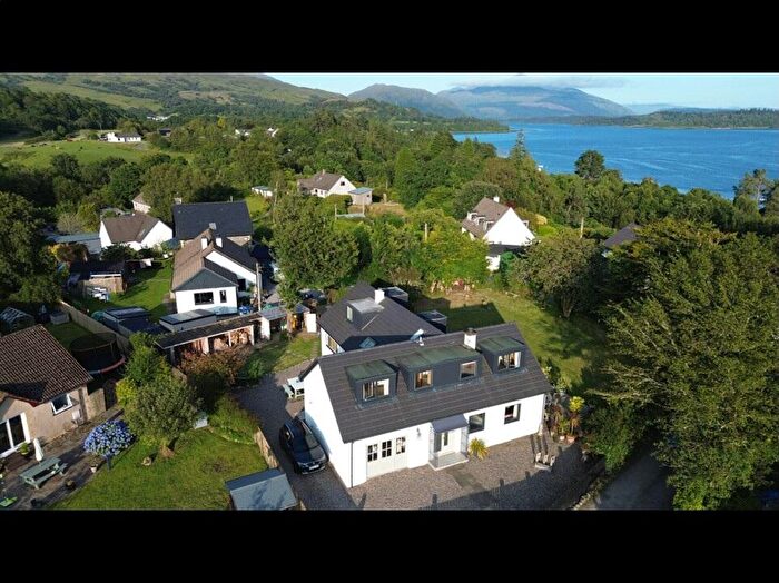 5 Bedroom Detached House For Sale In Ryvoan, Achnacreemore, North Connel, Argyll And Bute, PA37