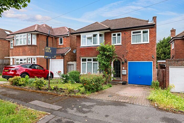 4 Bedroom Detached House For Sale In Derwent Drive, Purley, CR8