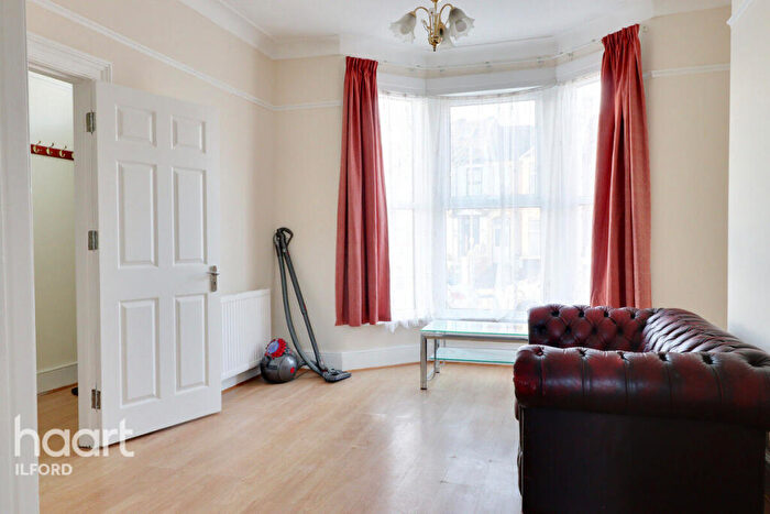 3 Bedroom Terraced House To Rent In Courtland Avenue, Ilford, IG1