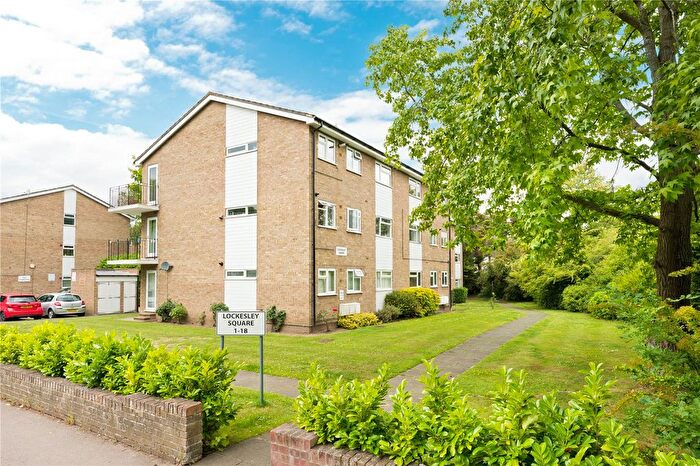 2 Bedroom Flat To Rent In Lockesley Square, Lovelace Gardens, Surbiton, Surrey, KT6