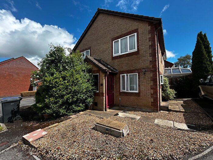 1 Bedroom Property To Rent In Maud Close, Devizes, SN10