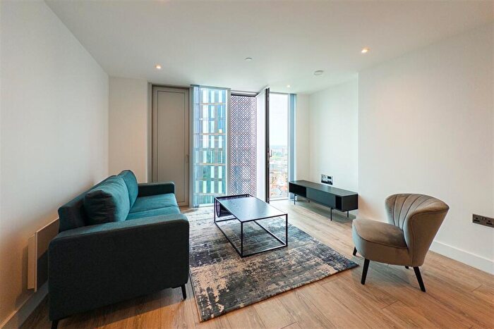2 Bedroom Apartment To Rent In Blade Tower, M15
