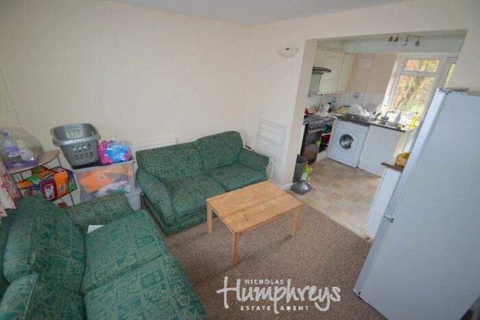 4 Bedroom House To Rent In Eagle Way, AL10