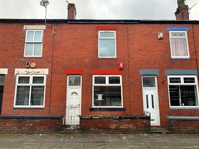 2 Bedroom Terraced House For Sale In Longfield Road, Bolton, BL3