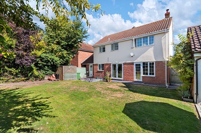 4 Bedroom Detached House For Sale In Cockhall Close, Litlington, SG8