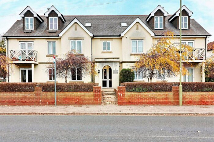 2 Bedroom Flat To Rent In Station Road, Hayling Island, PO11