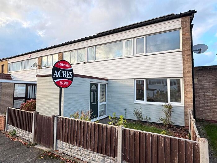 3 Bedroom Terraced House For Sale In Ruislip Close, Birmingham, B35