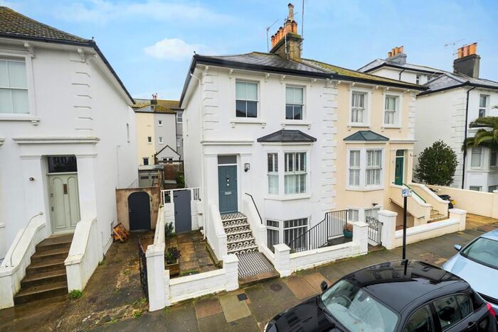 1 Bedroom Apartment To Rent In Hova Villas Hove, BN3