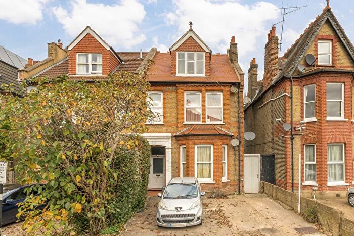 1 Bedroom Flat For Sale In Warwick Road, Ealing, W5