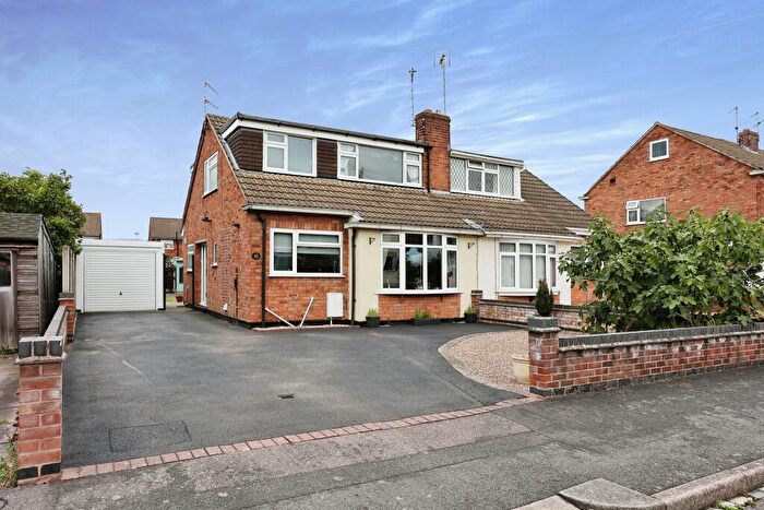 4 Bedroom House To Rent In Priory Road, Loughborough, LE11