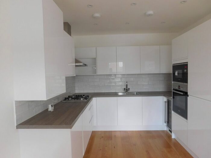 2 Bedroom Flat To Rent In Osterley Park View Road, London, W7