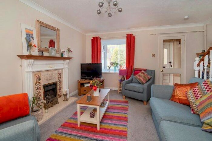 2 Bedroom Semi-Detached House To Rent In Acomb Wood Drive, York, YO24