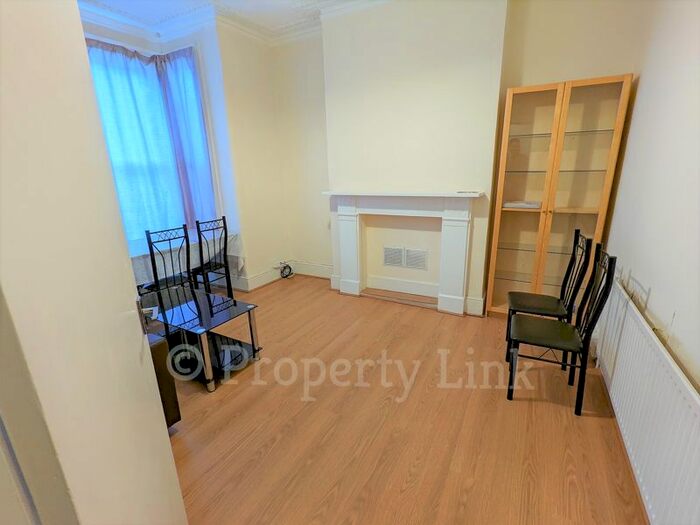 2 Bedroom Flat To Rent In Ingleby Road, Ilford IG1