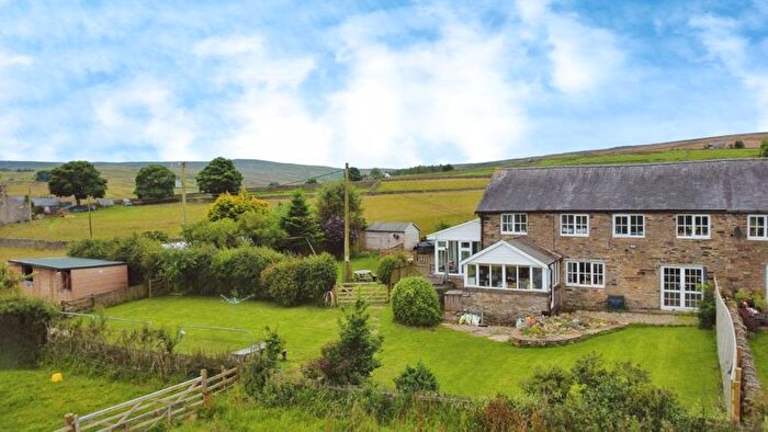 3 Bedroom Semi-Detached House For Sale In Hexham, NE47