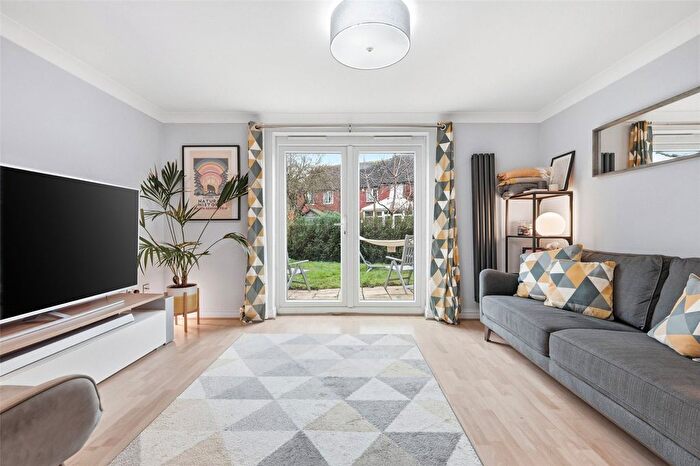 1 Bedroom Flat For Sale In Thomas Cribb Mews, London, E6