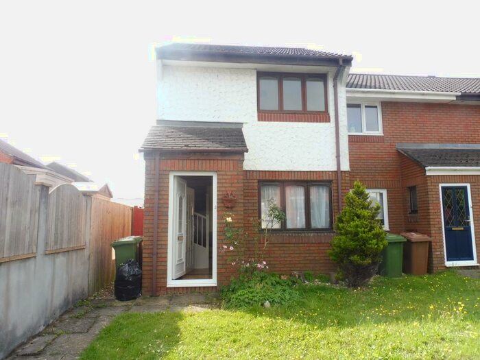 2 Bedroom House To Rent In Finch Close, Plymouth, PL3