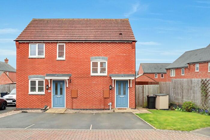 1 Bedroom Flat For Sale In Brick Kiln Lane, Ashby-De-La-Zouch, Leicestershire, LE65