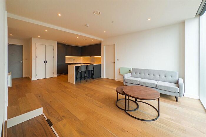 2 Bedroom Apartment To Rent In Viadux, M1