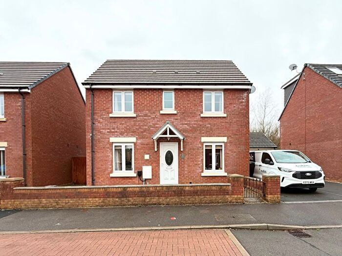 3 Bedroom Detached House For Sale In Tir Founder Fields, Aberdare, CF44