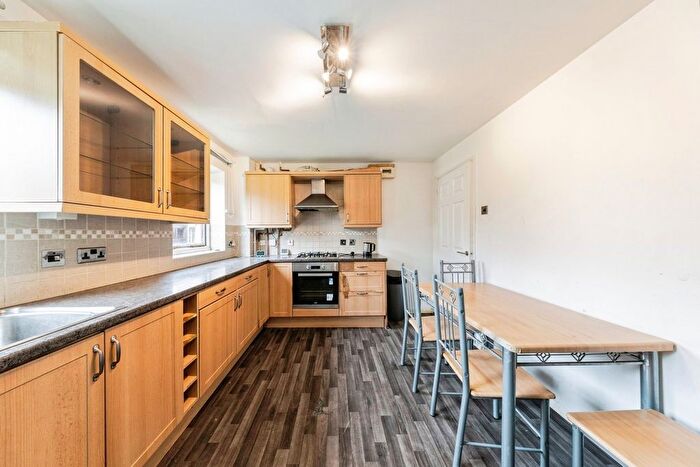 2 Bedroom Terraced House For Sale In Ambridge Grove, Peartree Bridge, Milton Keynes, MK6