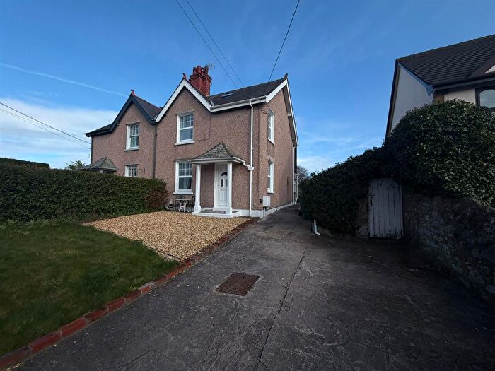 2 Bedroom Property To Rent In Glanwydden, Llandudno Junction, LL31