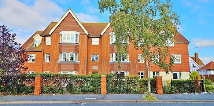 2 Bedroom Retirement Property For Sale In Connaught Avenue, Frinton-on-Sea, Essex, CO13
