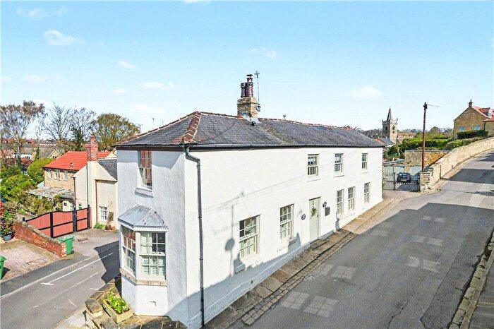 4 Bedroom Detached House For Sale In Town Hill, Bramham, Wetherby, West Yorkshire, LS23