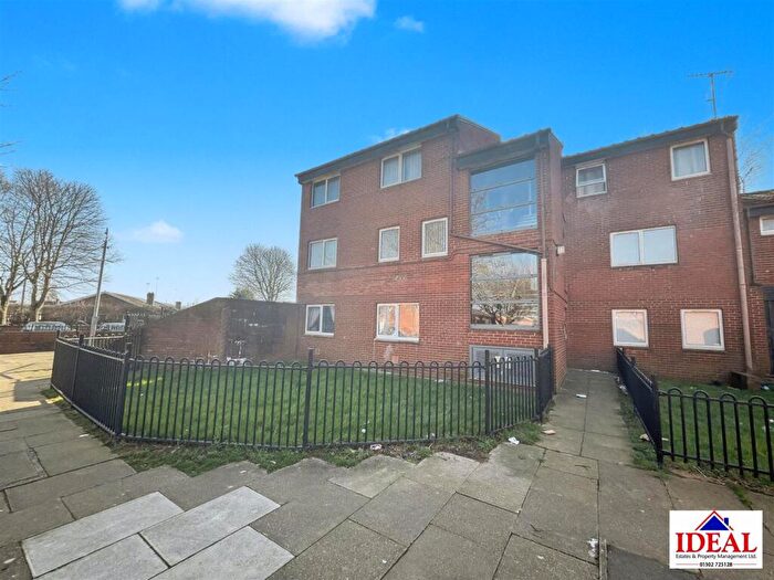 2 Bedroom Flat For Sale In Ashburton Close, Adwick-Le-Street, Doncaster, DN6