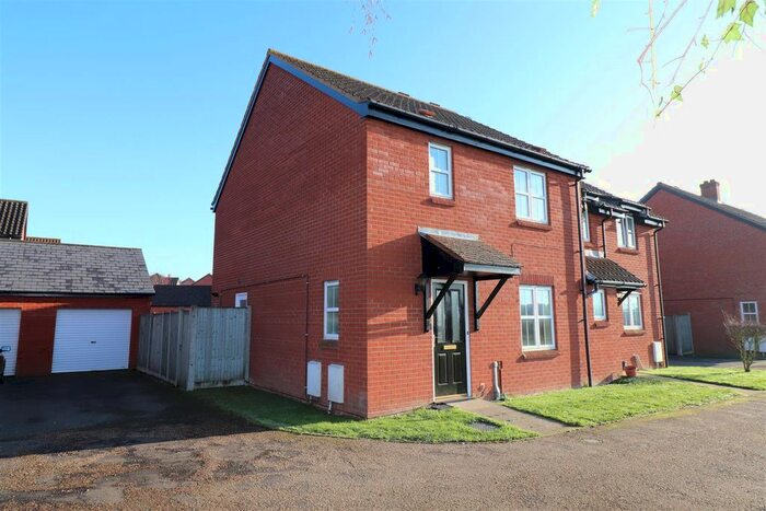 3 Bedroom Semi-Detached House To Rent In Oxford Drive, Hadleigh, Ipswich, Suffolk, IP7