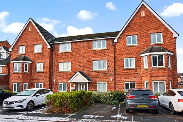 2 Bedroom Apartment For Sale In Pavilion Gardens, Farsley, Pudsey, West Yorkshire, LS28