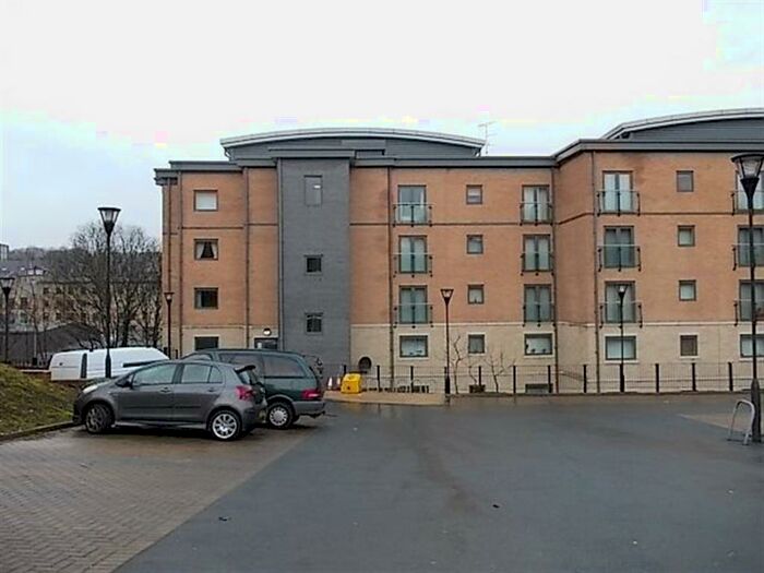 2 Bedroom Apartment To Rent In The Ironworks, Paddock, Huddersfield, HD4