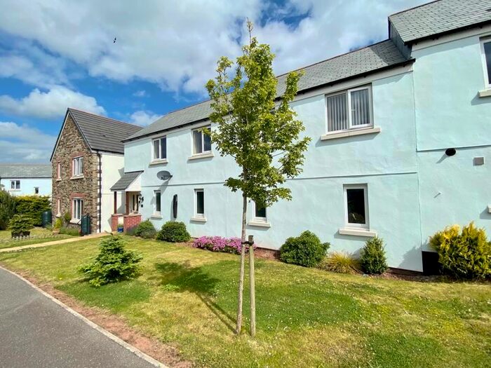 2 Bedroom End Of Terrace House For Sale In Cottles View, North Tawton, EX20