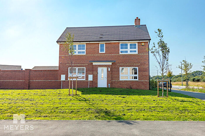 3 Bedroom Detached House For Sale In Provence Drive, Bournemouth, BH11