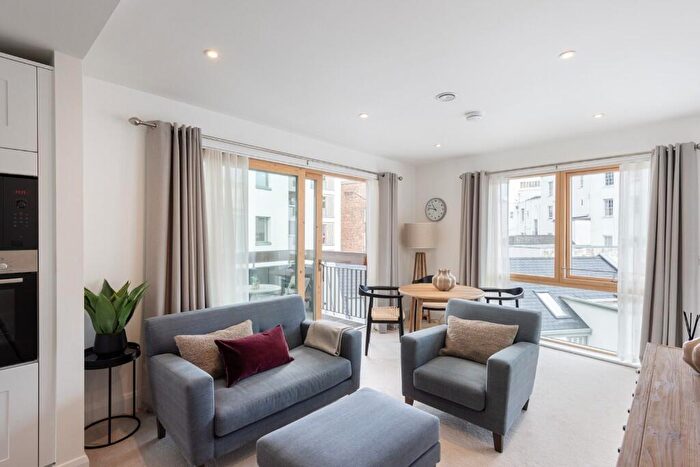 2 Bedroom Retirement Property To Rent In Clarence Street, Cheltenham, Gloucestershire, GL50