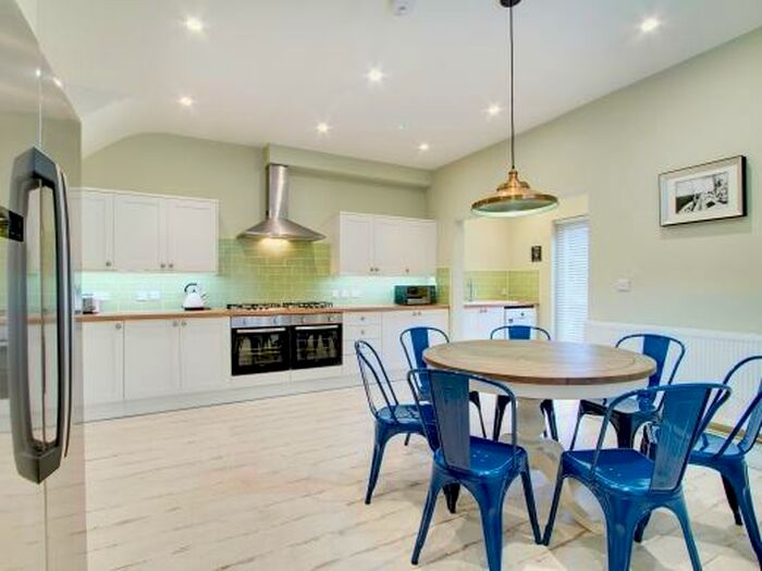 7 Bedroom Terraced House To Rent In Smithdown Road, Liverpool, L15