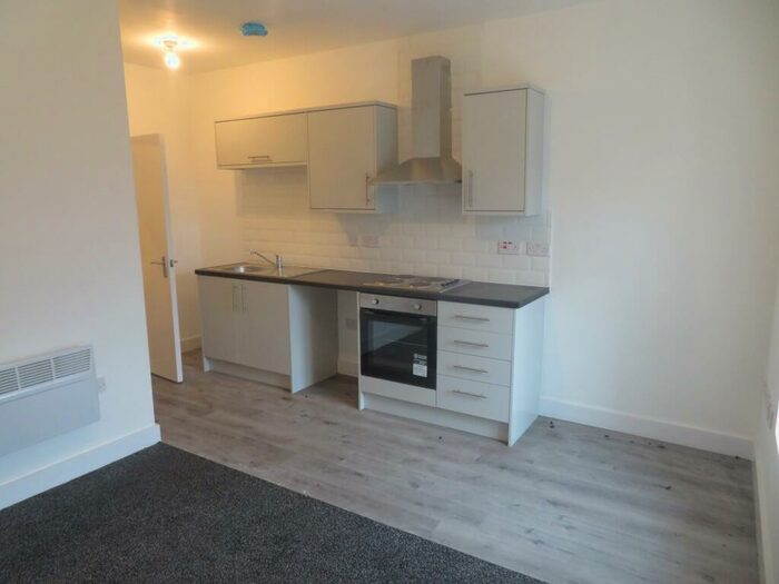 1 Bedroom Apartment To Rent In Excelsior Terrace, Littleborough, OL15
